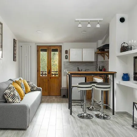 Magnolia Loft - & Mountain Retreat By Rhr Apartmán
