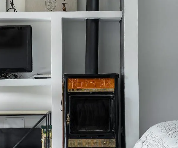 Magnolia Loft - & Mountain Retreat By Rhr