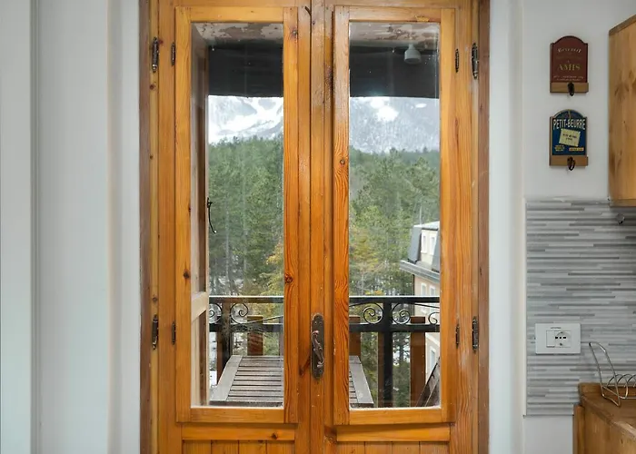 Апартаменты Magnolia Loft - & Mountain Retreat By Rhr